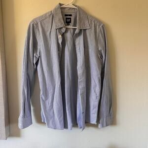 Gap striped blue and white